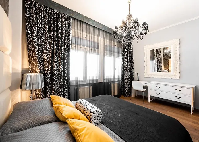 Premium Apt Kosice Center 3 Room 150M2 Hlavna Ulica